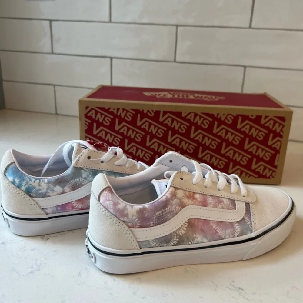 NWT! Vans Ward Pastel Heart Tie Dye Low Top Shoes Womens size 6 Brand new 🦄💜 - Picture 10 of 11